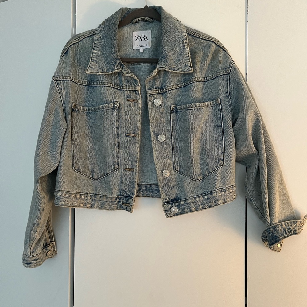 Cropped Zara denim jacket
